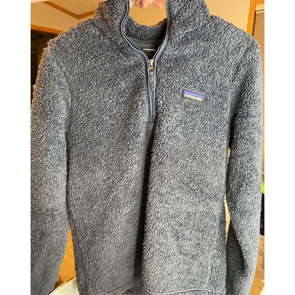 Grey Fuzzy Patagonia 1/4 zip up